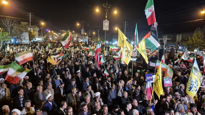 تجمع یاسوجی ها در شب پنجاه و هفتم