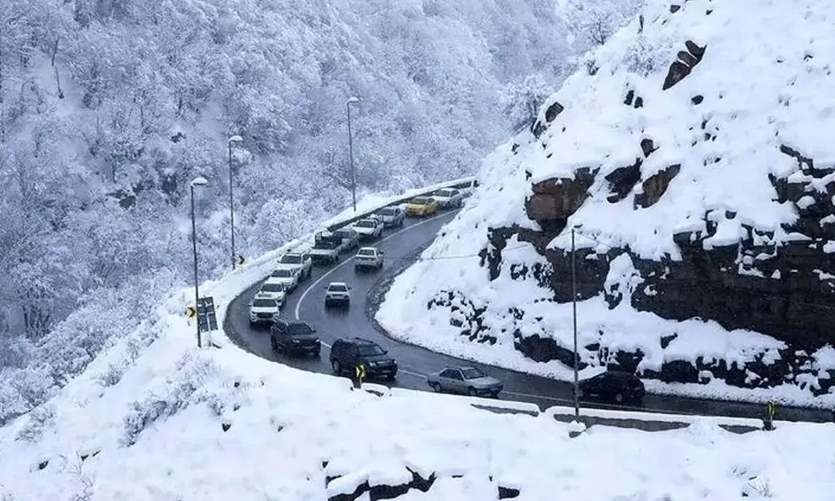 ترافیک سنگین در چالوس، هراز و آزادراه تهران–شمال/ هشدار فوری پلیس راه به مسافران