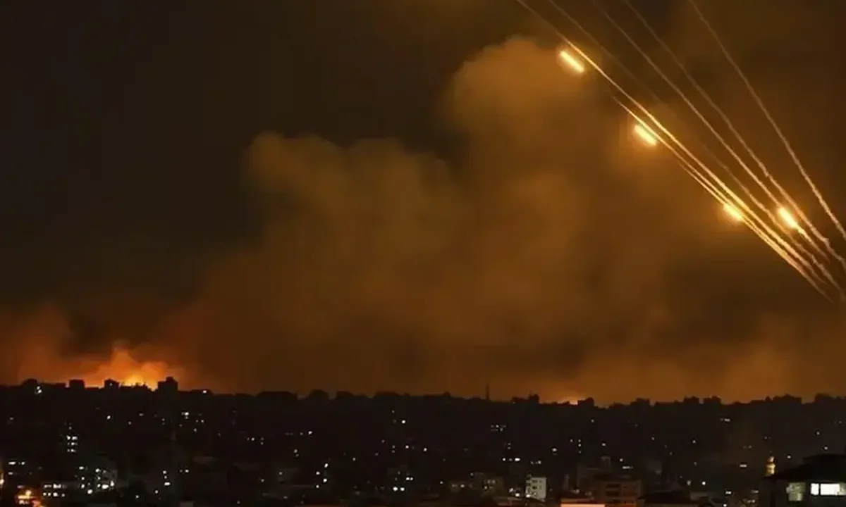 تصاویر خاص از تهران پس از آتش‌بس+ عکس