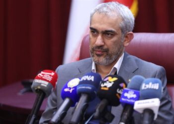 تقدیر وزیر اقتصاد از تداوم فعالیت بازار سرمایه در دوران جنگ