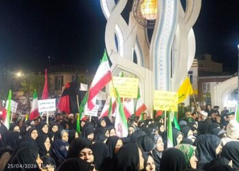 حضور خادمان حرم رضوی در پنجاه‌وهفتمین اجتماع مردم بناب