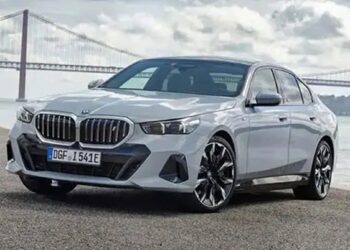 خودروهای برقی سنگین‌تر از مدل‌های بنزینی هستند / علت چیست؟