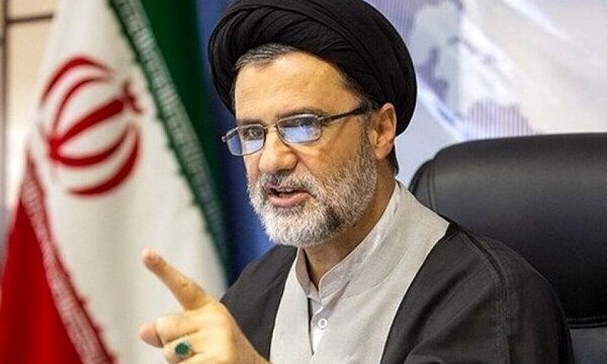 روایت تازه نبویان از عبور کشتی‌های تنگه هرمز با اخذ عوارض