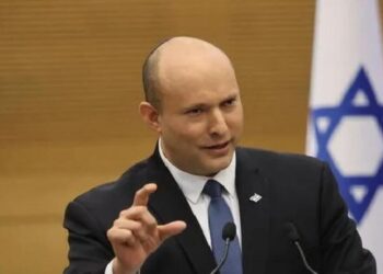 زلزله در اسرائیل؛ لاپید و بنت کار نتانیاهو را تمام می‌کنند؟