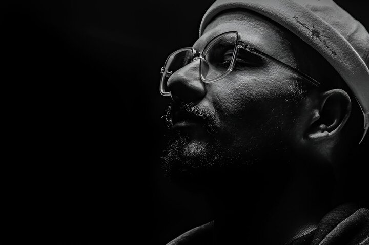 شنیدن قطعاتی برای وطن؛ از حماسی خوانی حاج صادق تا مدرن خوانی «مجال»