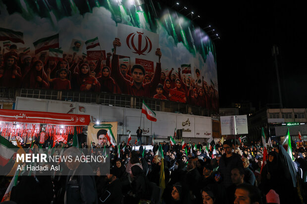 شنیده شدن پدافند هوایی در مناطقی از تهران برای مقابله با اهداف متخاصم