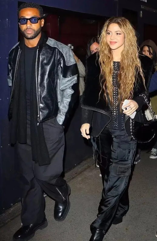 شکیرا نامزد جدیدش را معرفی کرد+ عکس