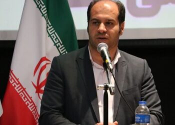 عملیات بازسازی زیرساخت‌های آسیب‌دیده خمین با جدیت ادامه دارد