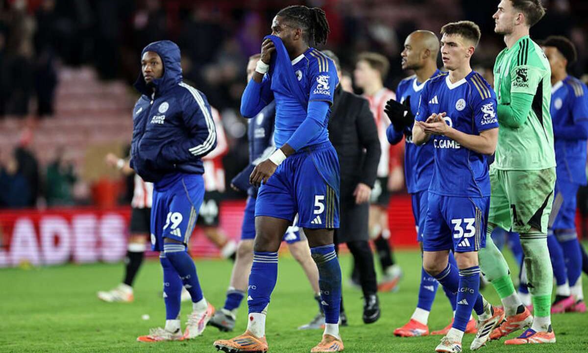 فاجعه در لسترسیتی؛ سقوط قهرمان ۲۰۱۶ لیگ برتر به دسته سوم