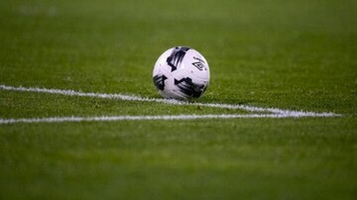 فوری / فوتبالیست معروف در درگیری خیابانی کشته شد