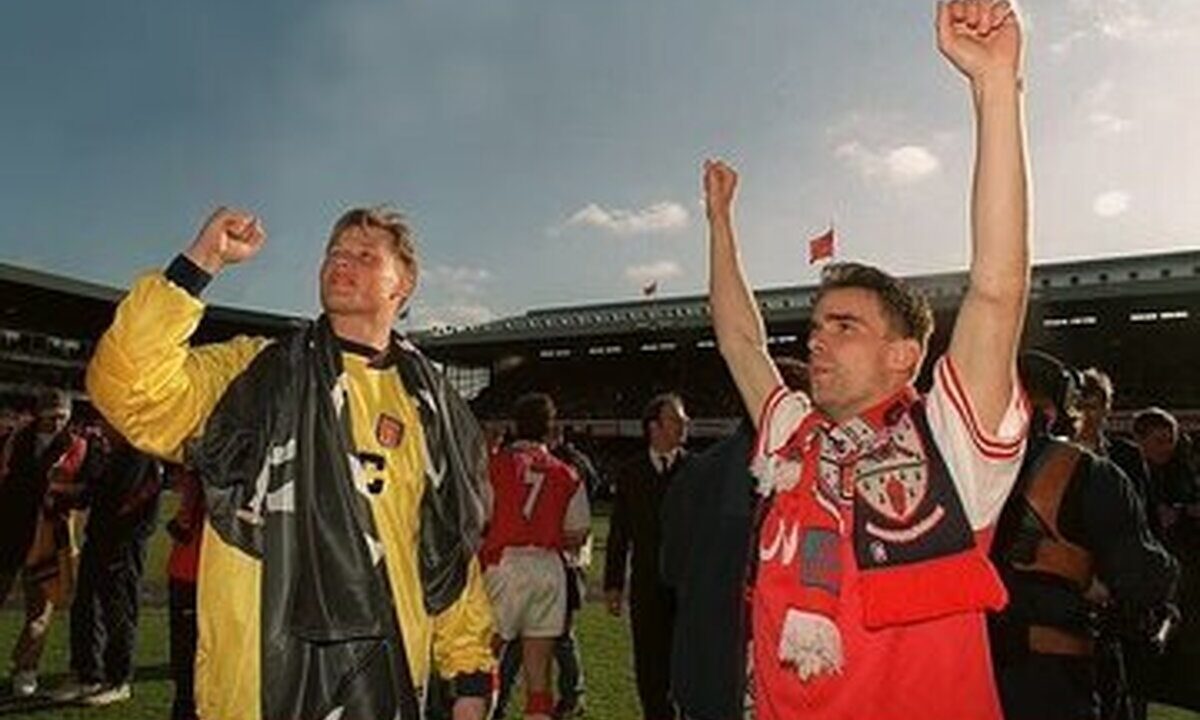 مرگ مشکوک دروازه‌بان آرسنال و یوونتوس در تصاف خودرو با قطار + تصویر