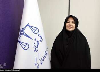 نقل‌وانتقال اموال توقیف‌شده همکاران دشمن حتی با وکالت ممکن نیست