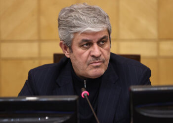 وزارت بهداشت بودجه «جنگی» ندارد