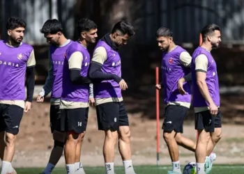 پیشنهاد ویژه پرسپولیس برای آغاز لیگ برتر