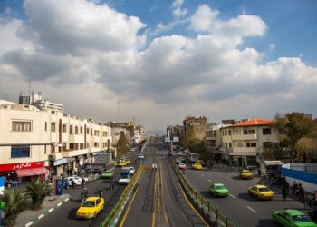 کیفیت هوای تهران در فروردین ۱۴۰۵ چگونه بود؟