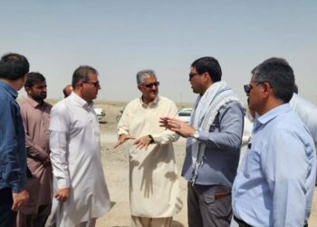 آغاز عملیات رفع تنش آبی روستای نورآباد شهرستان ایرانشهر