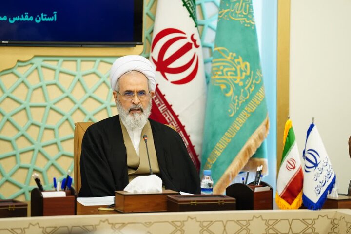آیت الله اعرافی: اجتماعات میدانی بهترین فرصت ارتقاء دین‌داری مردم است