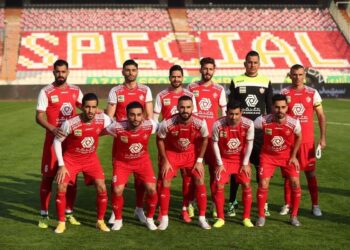 احتمال صعود پرسپولیس در جدول بدون انجام بازی