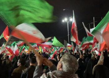 ارومیه تمام قد پای انقلاب و رهبری ایستاده است