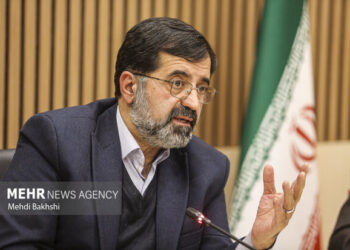 استاندار قم: ۱۱ همت اعتبار برای حمایت از واحدهای آسیب‌دیده نیاز است
