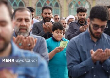 اقامه نماز عید سعید قربان در مصلای خرم‌آباد