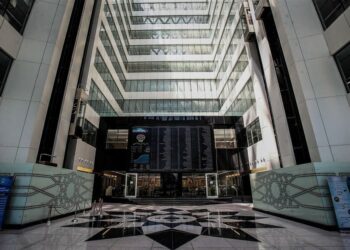 اقدامات نهایی برای بازگشایی بازار سهام / زمان بازگشایی بورس اعلام شد