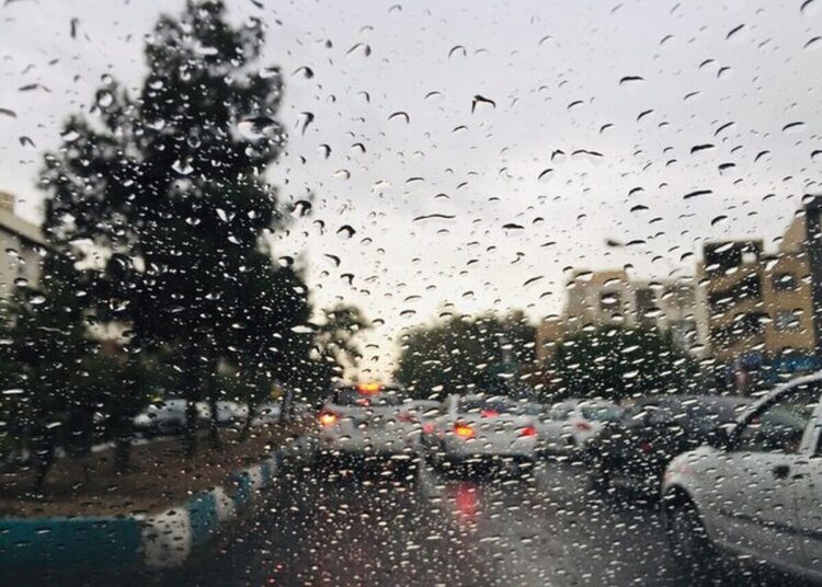 بارش پراکنده و باد شدید در ۱۸ استان | سامانه بارشی جدید از سه‌شنبه می‌رسد
