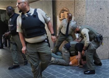 بازداشت والدین بیش از 27هزار کودک در دولت جدید ترامپ
