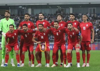 بدرقه تیم ملی فوتبال ایران در میدان انقلاب