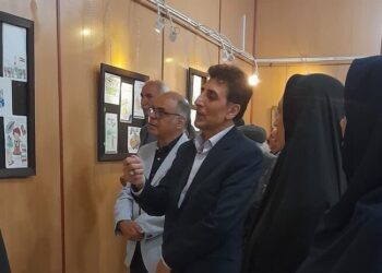 برپایی نمایشگاه نقاشی «۱۶۸ پروانه، پروانه دردانه» در نهاوند