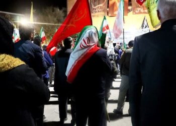 برگزاری آیین نمادین ازدواج جوانان اراکی در اجتماع شبانه حسینیه شهدا