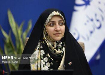 بهروزآذر: ایران به سرعت در حال خروج از «پنجره جمعیتی» است