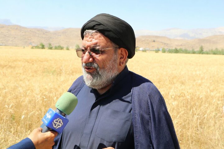 تأکید بر پرداخت زکات همزمان با برداشت محصولات زراعی در لرستان
