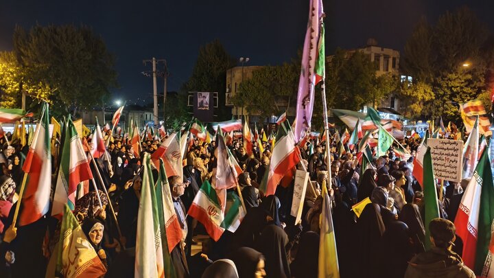 تداوم فریاد دشمن شکن مردم گرمسار در شب‌های اقتدار