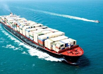 توقیف کشتی‌های آمریکایی با حکم دادگاه صالحه است