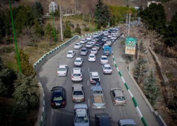 جاده چالوس مسدود شد / آغاز محدودیتهای ترافیکی در محورهای شمالی از ساعت ۹ صبح جاده چالوس مسدود شد / آغاز محدودیتهای ترافیکی در محورهای شمالی از ساعت ۹ صبح