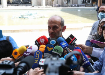 جلسه با داوود میرباقری برای «سلمان فارسی»/ «سرو، سپید، سرخ۲» کلید خورد