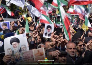 حضور حماسی مردم مهاجران در هشتاد و دومین شب بیعت با رهبر انقلاب