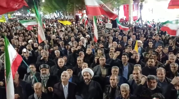حماسه مردم میاندوآب در تجمعات شبانه به ایستگاه هفتاد رسید