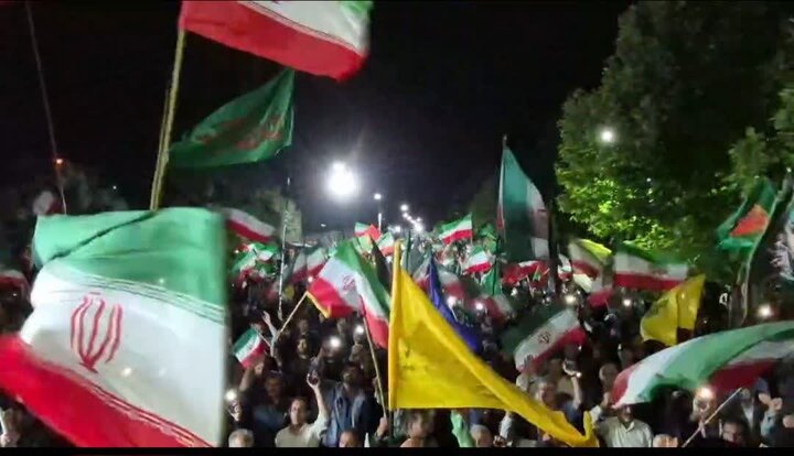 خروش شبانه خرم‌آبادی‌ها همزمان با روزی که به‌نام این شهر است