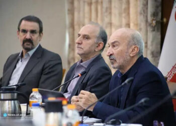 رئیس دانشگاه تهران : آموزش مجازی چندان مورد پسند نیست