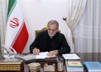 رئیس‌جمهور مصوبه بازگشایی اینترنت بین‌الملل را ابلاغ کرد