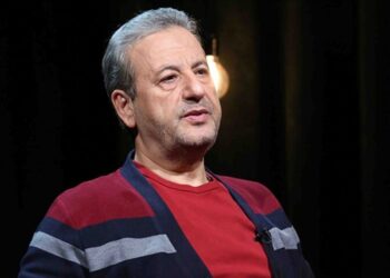 رفتن به اجتماعات واجب عینی است؛ برخی فقط دغدغه جوایز خارجی دارند