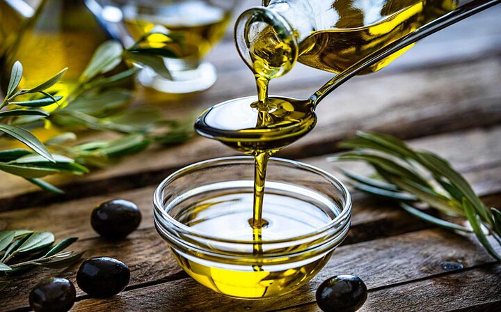روغن زیتون فوق بکر برای مغز مفیدتر است روغن زیتون فوق بکر برای مغز مفیدتر است