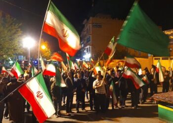 شکوه حضور ساوجی‌ها در شصت و هفتمین شب بیعت با رهبر معظم انقلاب