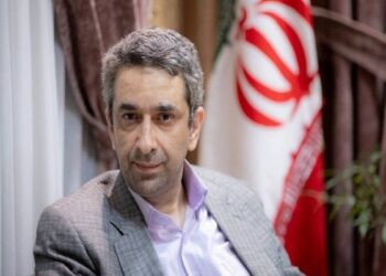 طباطبایی: امن‌ترین جا برای هرکسی خانه اوست / به خانه‌هایتان برگردید!