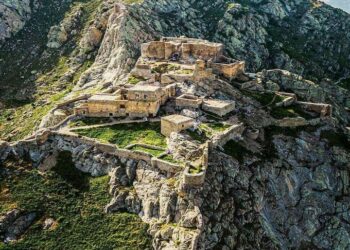 عباسپور: آثار تاریخی شناسنامه ملت هستند