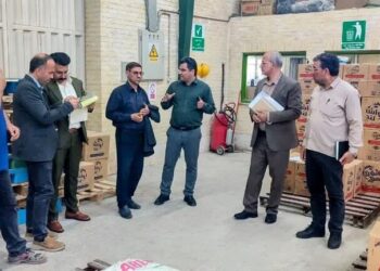 قاطعانه با احتکار و گران‌فروشی در زنجان برخورد می‌کنیم