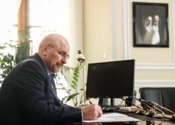 قالیباف: مجلس پشتیبان خدمتگزاران مردم در دولت است قالیباف: مجلس پشتیبان خدمتگزاران مردم در دولت است
