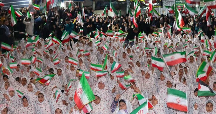لحظات ماندگار جشن تکلیف فرشته‌های کوار در اجتماع شبانه